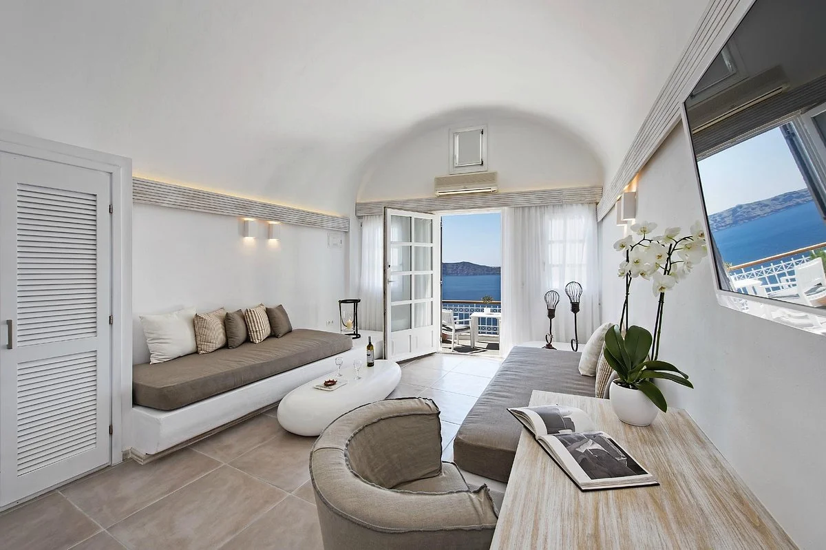 Athina Luxury Suites